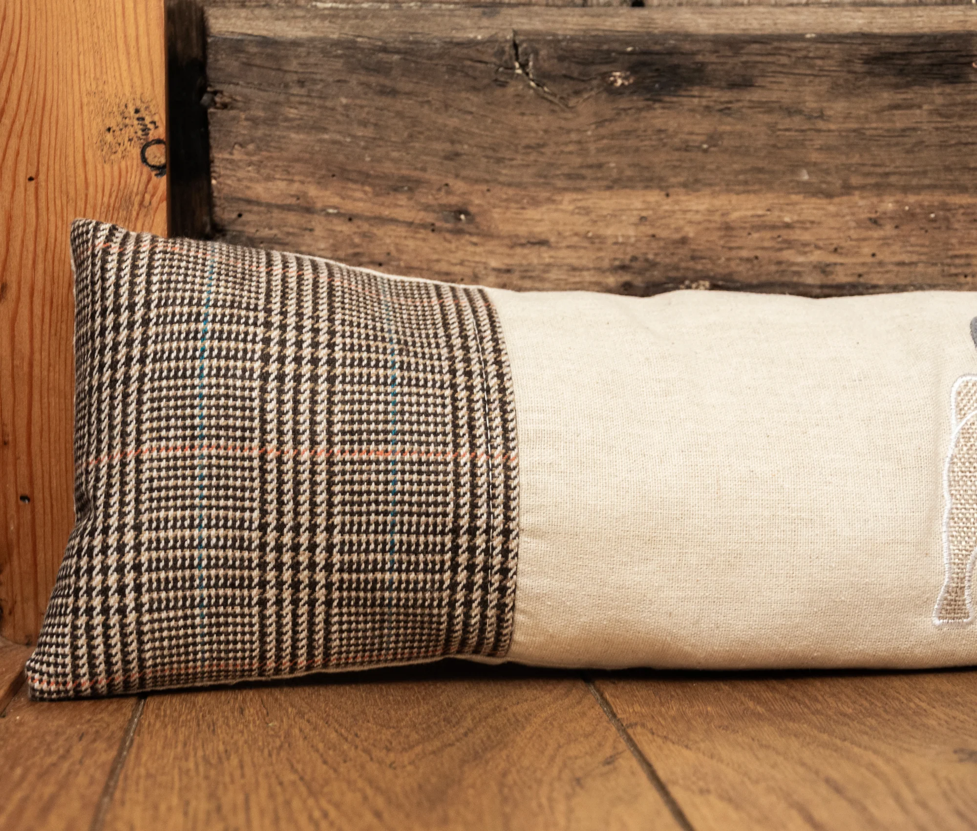 Draught Excluder (Dog) - iN Home - Image 3