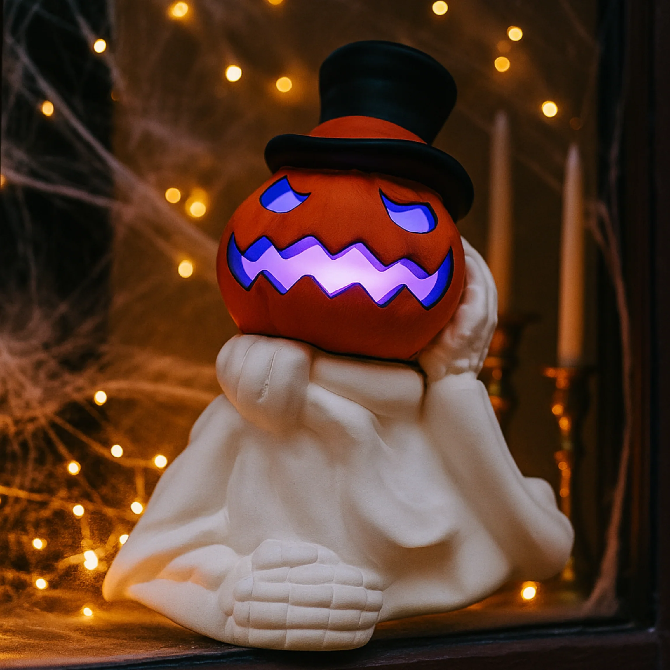 iN LED Colour Changing Ceramic Halloween Pumpkin Skeleton – Light-Up Halloween Decoration - Batteries Included – 19x17cm – Indoor Party Décor Ornament - Image 7
